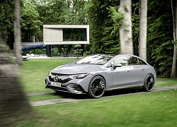 Mercedes-Benz EQE ra mắt: Tiểu EQS đẹp lấn át người anh em E-Class