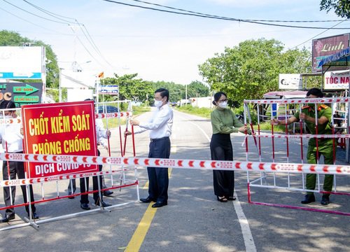 Bà Rịa - Vũng Tàu áp dụng giãn cách 'nửa đỏ - nửa xanh'