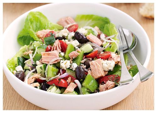 Cách làm salad cá ngừ tươi thơm ngon nhất tại nhà