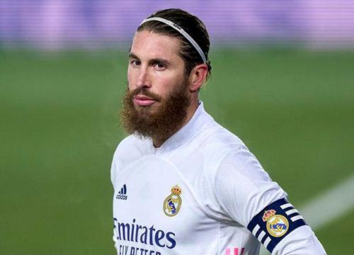 CĐV PSG dần mất kiên nhẫn với Ramos