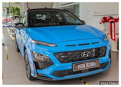 Hyundai Kona N Line 2021 có giá 37.800 USD tại Malaysia