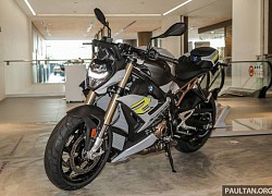 BMW S1000R 2021 chốt giá từ 573 triệu đồng tại Malaysia