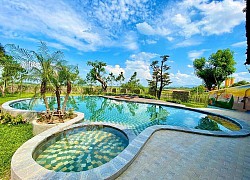 Nhà vườn 2.000m2 tuyệt đẹp ở ngoại thành Hà Nội: Không gian sống lý tưởng như resort cao cấp với bể bơi, sân golf mịn, ai nhìn vào cũng mê