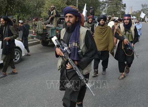 Taliban bắn chỉ thiên để giải tán người biểu tình