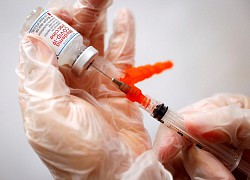 Tiêm trộn vaccine Pfizer và Moderna - giải pháp tình thế