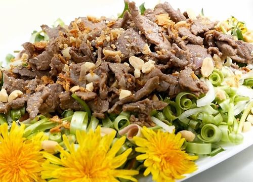 2 cách làm salad bồ công anh đơn giản, mới lạ hấp dẫn giàu dinh dưỡng