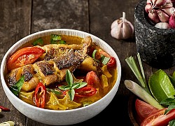 Canh cá đồng nấu khế