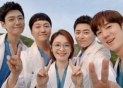 1001 lần diễn viên Hàn tình cảm ở hậu trường còn hơn trên phim: Hội Hospital Playlist đúng là ngọt lịm người!