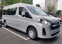 5 mẫu xe đi ngược thị trường bán chạy mùa dịch: Mazda chiếm áp đảo, Toyota Hiace tăng trưởng tới 275%