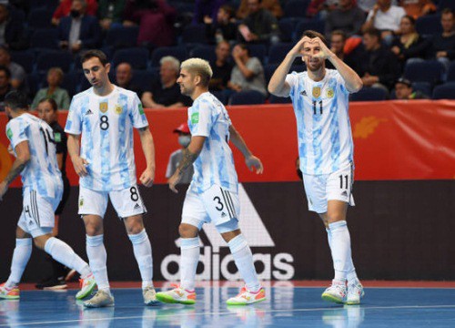 Argentina đè bẹp Mỹ với tỷ số 11-0