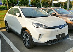 Hai mẫu SUV Trung Quốc mới sắp về Việt Nam: Cùng phân khúc Honda CR-V, có cả xe điện với công nghệ tự lái đấu VF e34