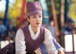 Kim Yoo Jung gây náo loạn cuộc thi nghệ thuật trong preview tập 9-10 'Lover of the red sky'