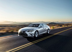 Lexus ES 2022 có giá 40.800 USD tại Mỹ