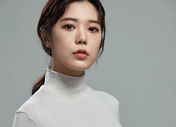 Lizzy (After School) livestream khóc tuyên bố cuộc đời chấm hết