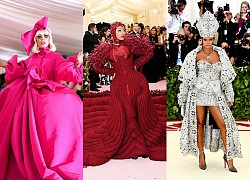 Nữ hoàng thảm đỏ Met Gala: Rihanna - Lady Gaga thi nhau combo độc - dị - lố, choáng nhất là Cardi B phô diễn body với bộ đồ 11 tỷ