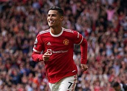 Solskjaer cảnh báo Ronaldo: Không thể trận nào cũng ra sân!