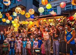 &#8216;Venice của Hong Kong&#8217; nhộn nhịp đón Tết Trung thu