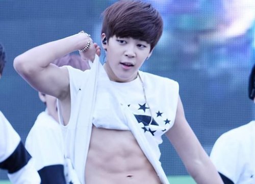 BTS: Chuyên gia hết lời khen ngợi hình thể lý tưởng của Jimin