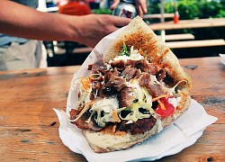 Tiệm kebab ở Đức phục vụ miễn phí cho người tiêm vaccine