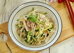 Món salad giá đỗ vừa đẹp da lại giúp giảm cân