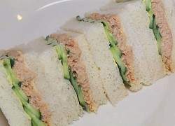 Món sandwich cá ngừ đơn giản cho bữa sáng