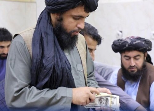 Taliban tịch thu 12,4 triệu USD của quan chức chính quyền cũ