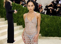 Zoe Kravitz phản ứng khi bị nói 'mặc như không' ở Met Gala