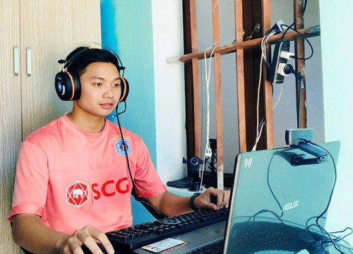 Du học sinh tốt nghiệp thạc sĩ và nhập học tiến sĩ online