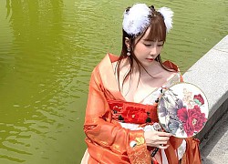 Cứ đến mùa cosplay là trông Quỳnh Nga lại "ảo ma Canada", lỗi không phải vì đồ cổ trang, lỗi là do app!