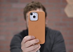 Giáo sư John Naughton: 'Muốn bảo vệ Trái Đất thì đừng mua iPhone 13'