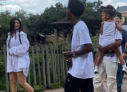 Kylie Jenner về thăm quê bạn trai