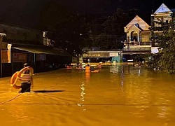 Thời tiết ngày 20/9: Mưa dông, lốc, sét, mưa đá và gió giật mạnh xảy ra nhiều nơi trên cả nước