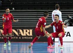 VOV và các nhà tài trợ thưởng nóng cho ĐT Futsal Việt Nam