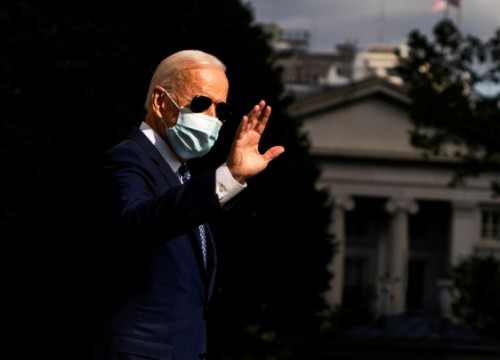 Biden đối mặt thách thức 'thoát Trump'