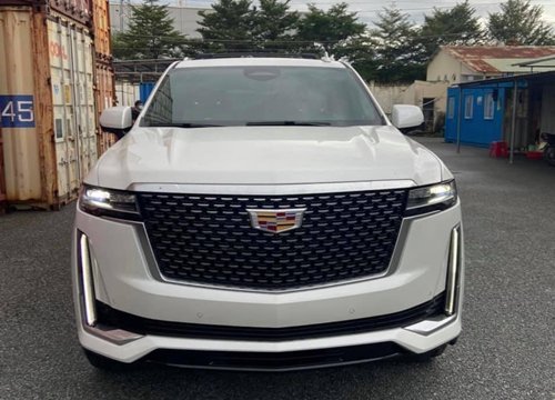 Cadillac Escalade ESV 2021 màu trắng đầu tiên về Việt Nam