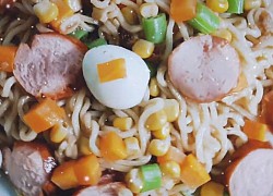 Cách làm mì trộn indomie thơm ngon, ăn mãi không ngán