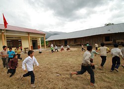 Chơi đào hầm trú ẩn, 3 em nhỏ ở Lâm Đồng bị cát vùi chết