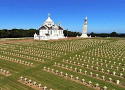 Đài tưởng niệm Quốc tế Notre-Dame-de-Lorette - Nghĩa trang quân sự lớn nhất nước Pháp