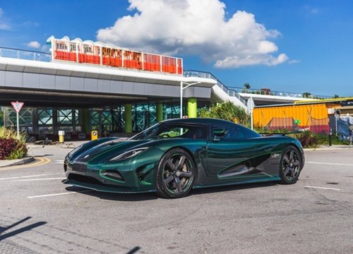 Đấu giá xe triệu đô Koenigsegg Agera S màu xanh lá cực hiếm ở Hồng Kông