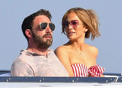 J.Lo và Ben Affleck không follow nhau trên mạng xã hội