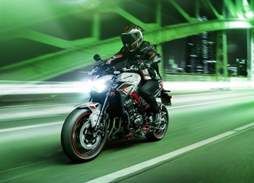 Kawasaki Z900 2022 ra mắt với ngoại hình mạnh mẽ