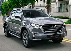 Mua bán tải Nhật, chọn Mazda BT-50 hay Toyota Hilux?