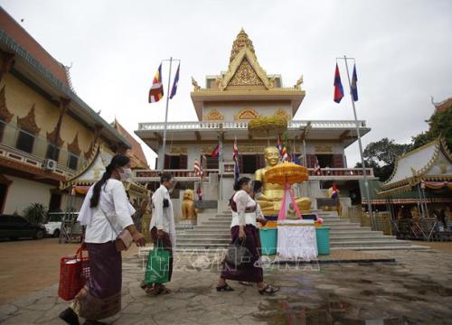 Phnom Penh tạm ngừng toàn bộ hoạt động tụ tập, lễ hội tôn giáo đông người