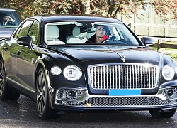 Ronaldo mua Bentley Flying Spur tại Manchester