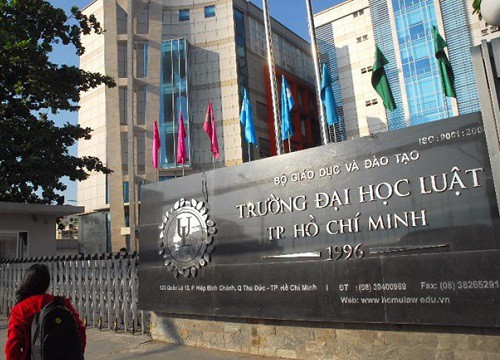 Đại học Luật TP.HCM: Hướng dẫn giảng viên và sinh viên sử dụng mạng xã hội an toàn, văn minh