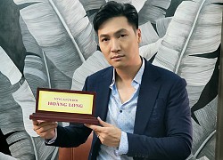 Hương vị tình thân: Bố con Long bùi ngùi chia tay công ty HF