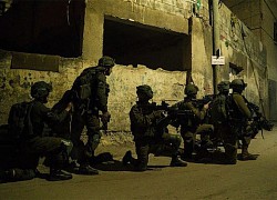 Israel đột kích, hạ 4 tay súng Palestine