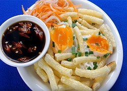 Món nui chiên trứng đơn giản cho bữa sáng
