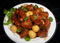 Món sườn kho trứng cút đơn giản dễ làm