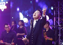 Tùng Dương biến hóa với loạt hit ở Cuộc hẹn cuối tuần